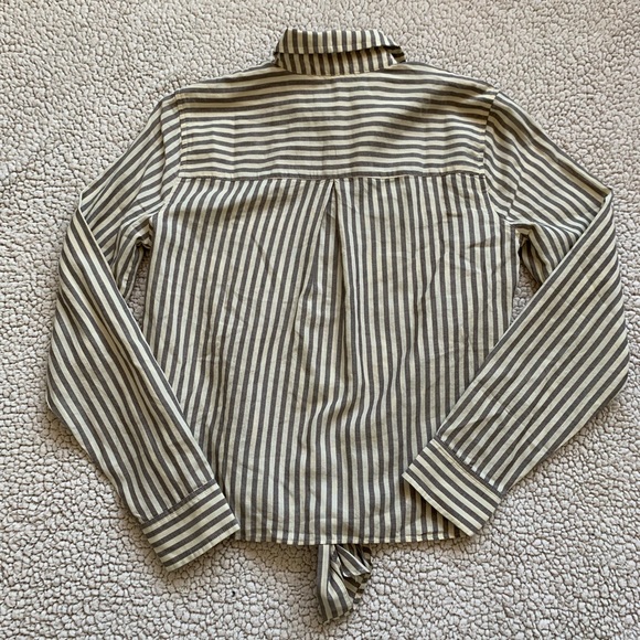 SOLD Madewell Striped Tie Front Shirt - Picture 4 of 6